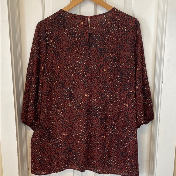 Cure New With Tags Rust Leopard Print Blouse With Sheer Mesh Crochet Neckline - Picture 9 of 15